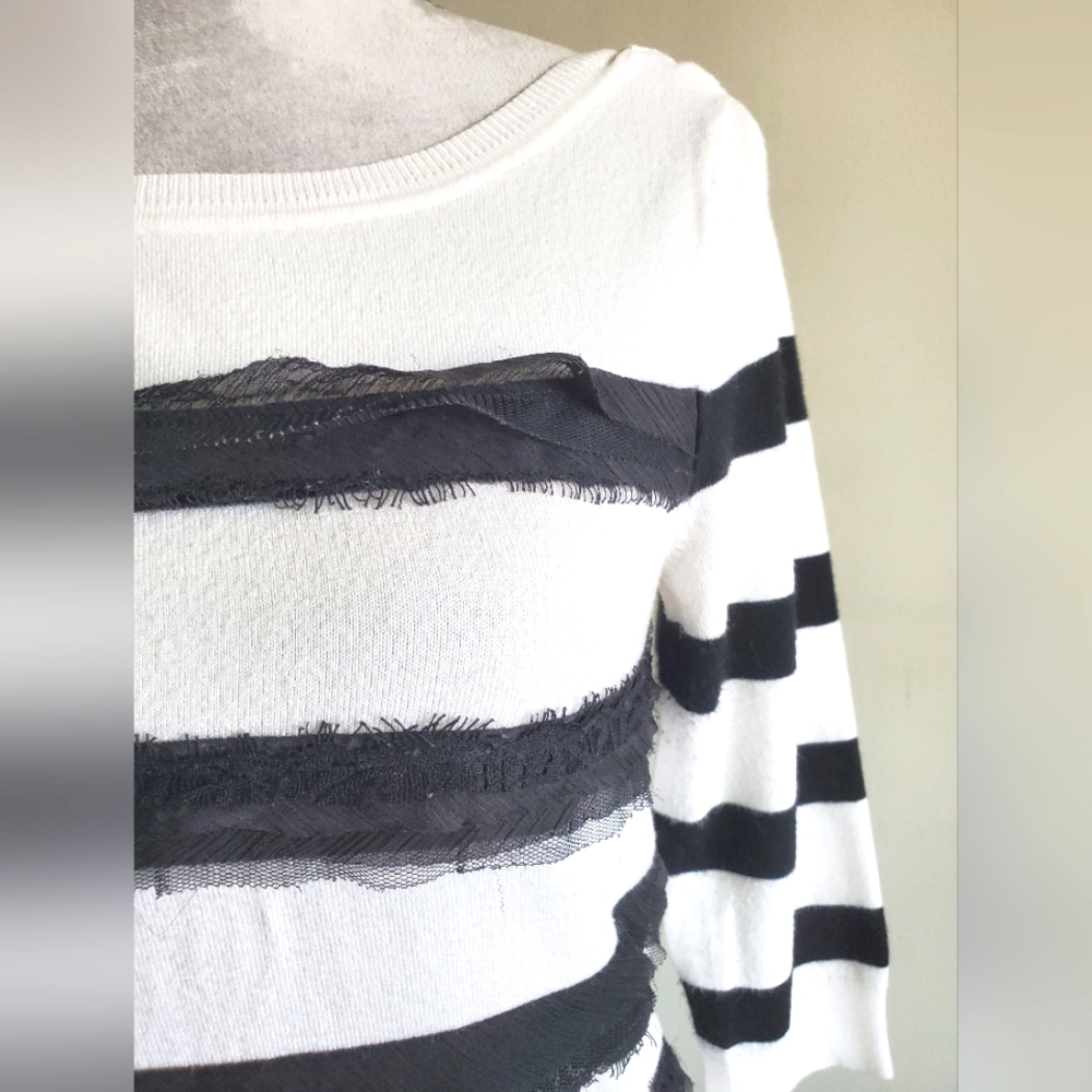 WHBM Stripes & Ruffles Top - Picture 6 of 10